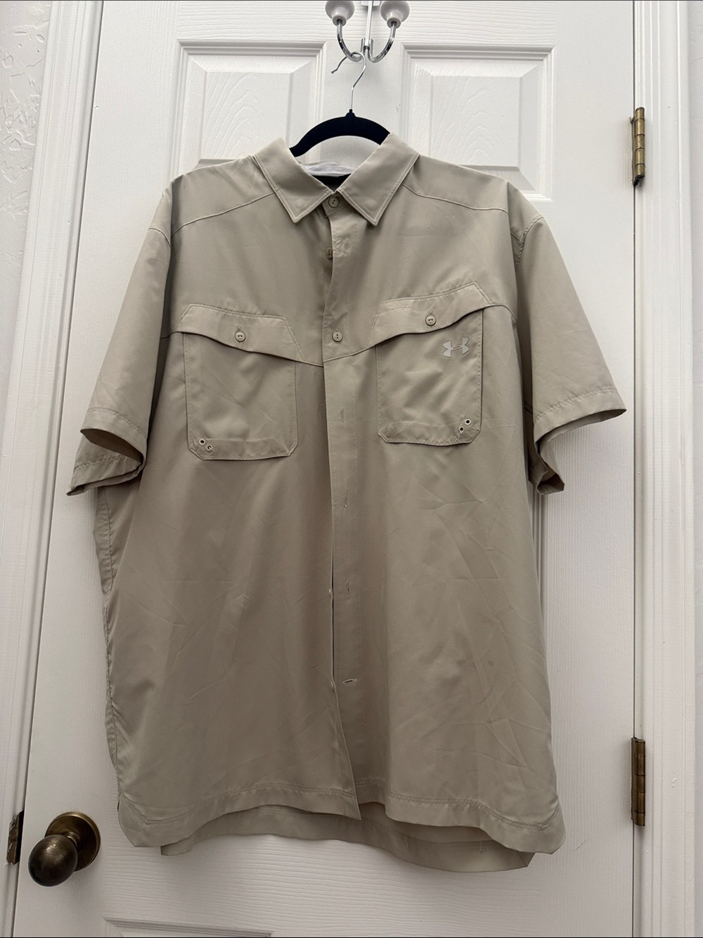 Under Armour Men's Short-Sleeve Button-Down Shirt - Light Tan